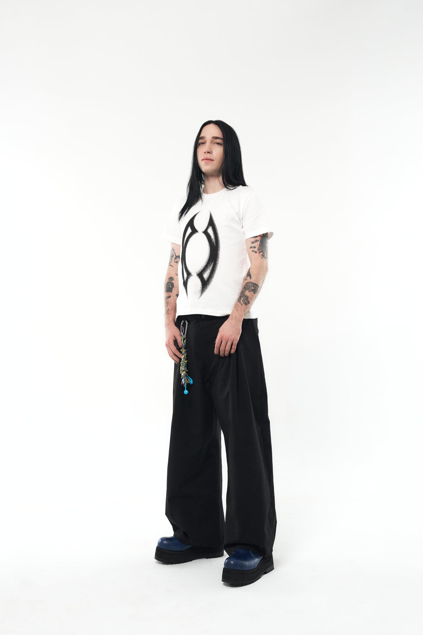 LOGO TEE