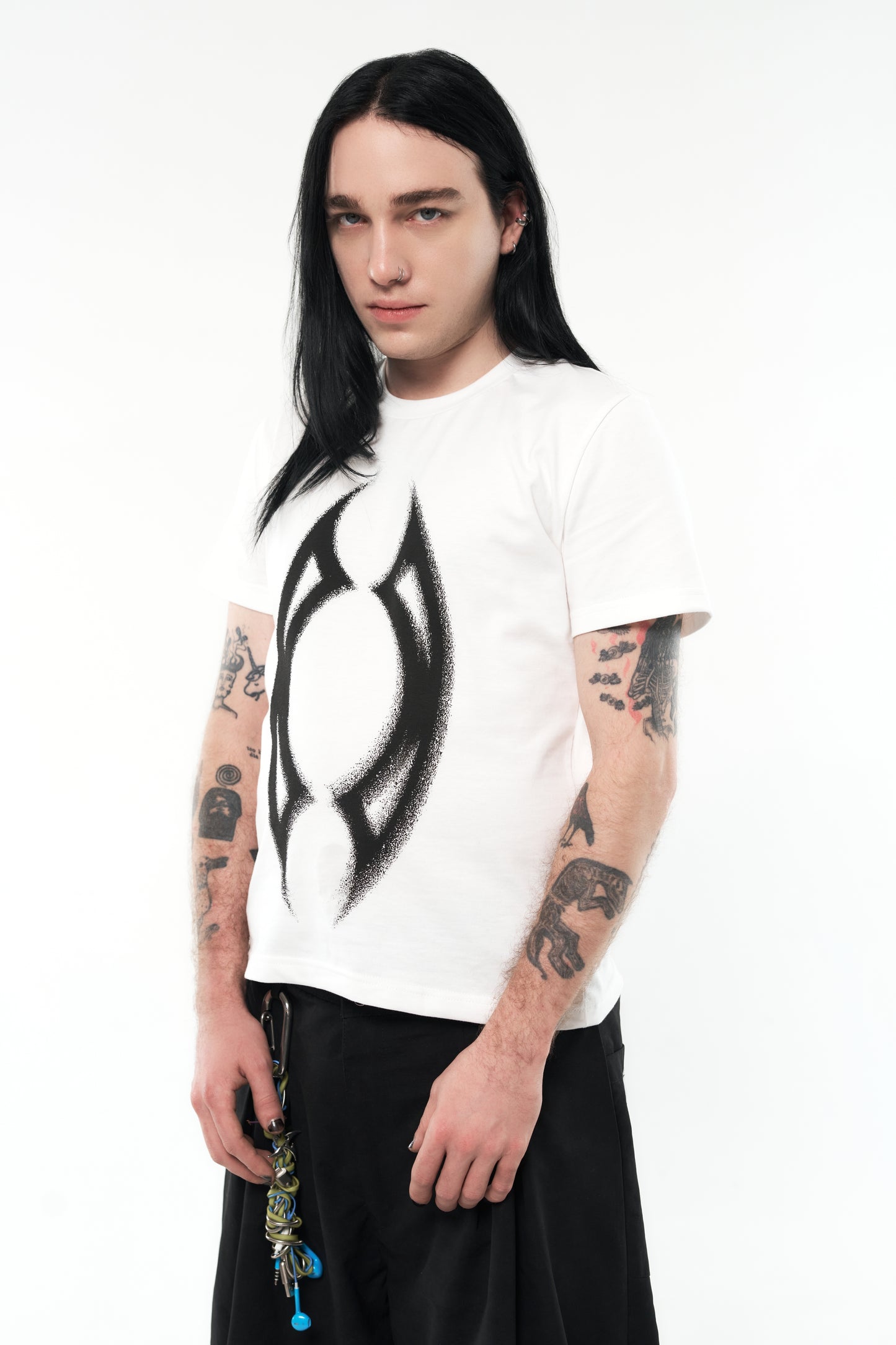 LOGO TEE